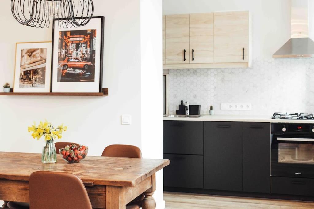 Avotu New And Cozy Place Appartement